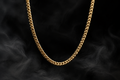 The Saintarini Franco Chain — compact V-patterned links, understated luxury on a dark backdrop (placeholder image, to be replaced with the production photograph)